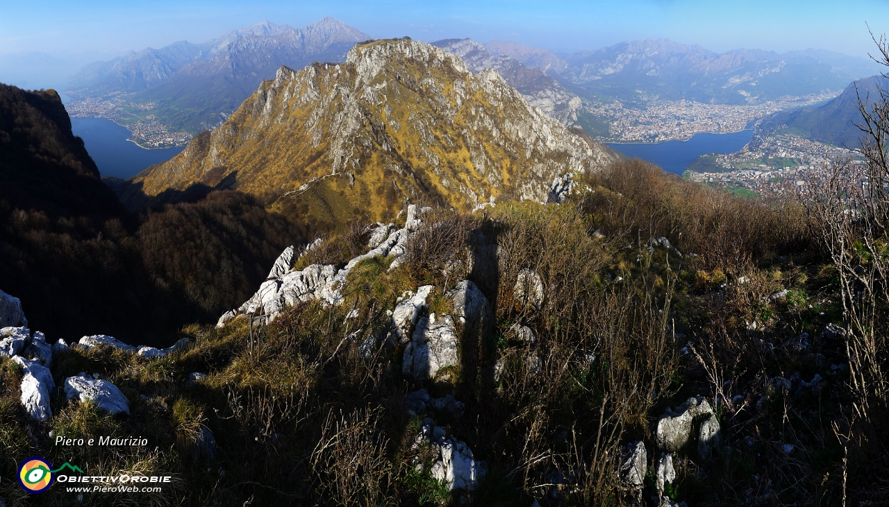 84  Moregallo tra due tratti di 'Quel ramo del Lago di Como' e le montagne di Lecco.jpg